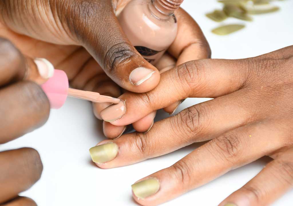Creative Nail Art Ideas with a Nail Drill: Lines, Grading, and Texture